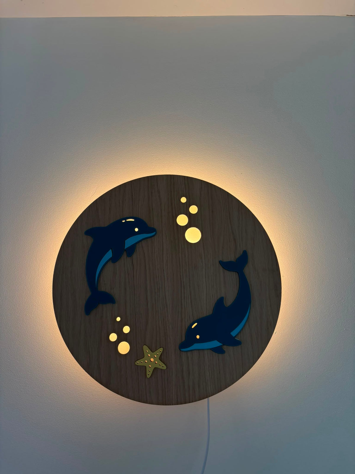 Round wall light - Dolphins