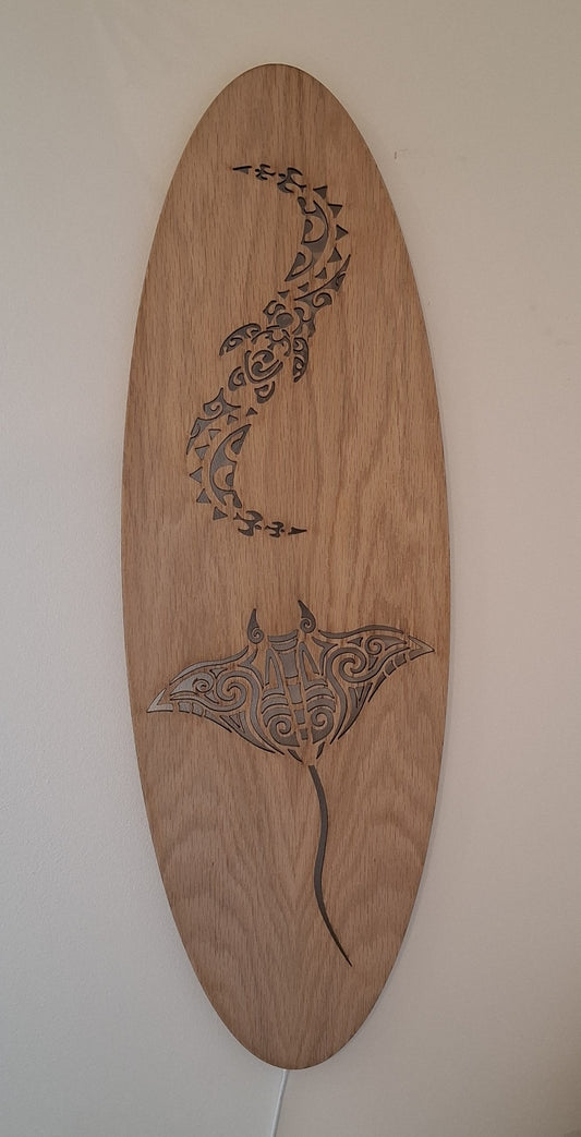 Surfboard wall light - Manta Ray